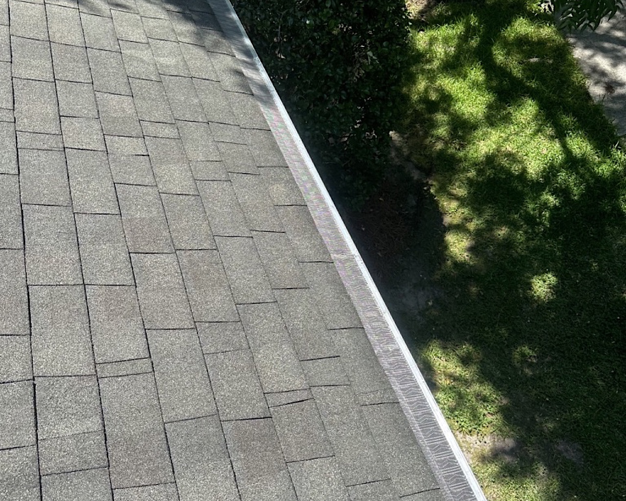 Installation of the best leaf guards for gutters in the Charleston area