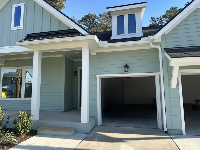 Seamless gutters in Mount Pleasant SC