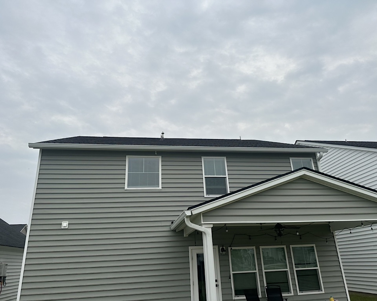 Are gutters necessary for homes in Charleston? We think so