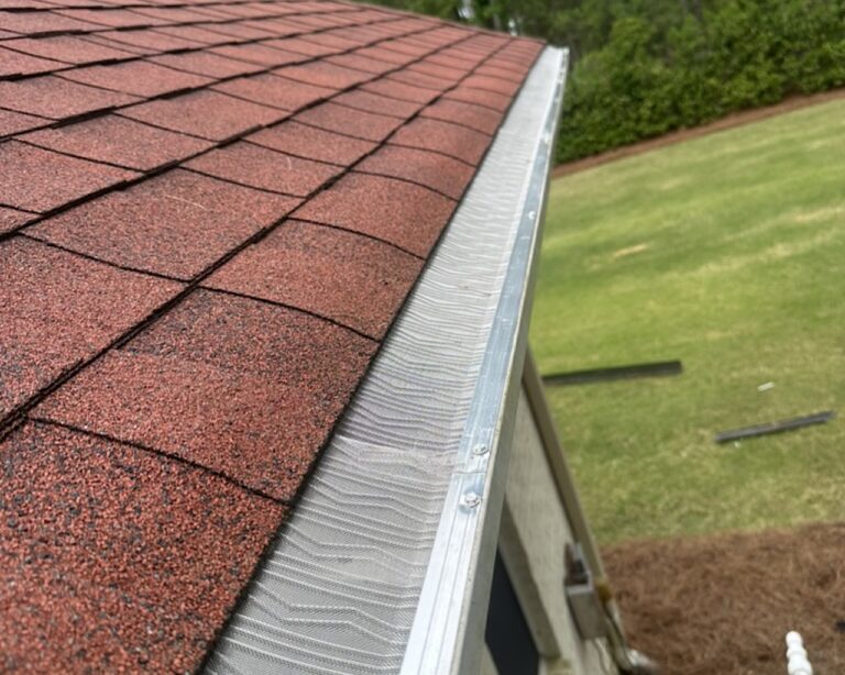 Does gutter guard work? Yes this shows gutter guards working in the Charleston SC area.