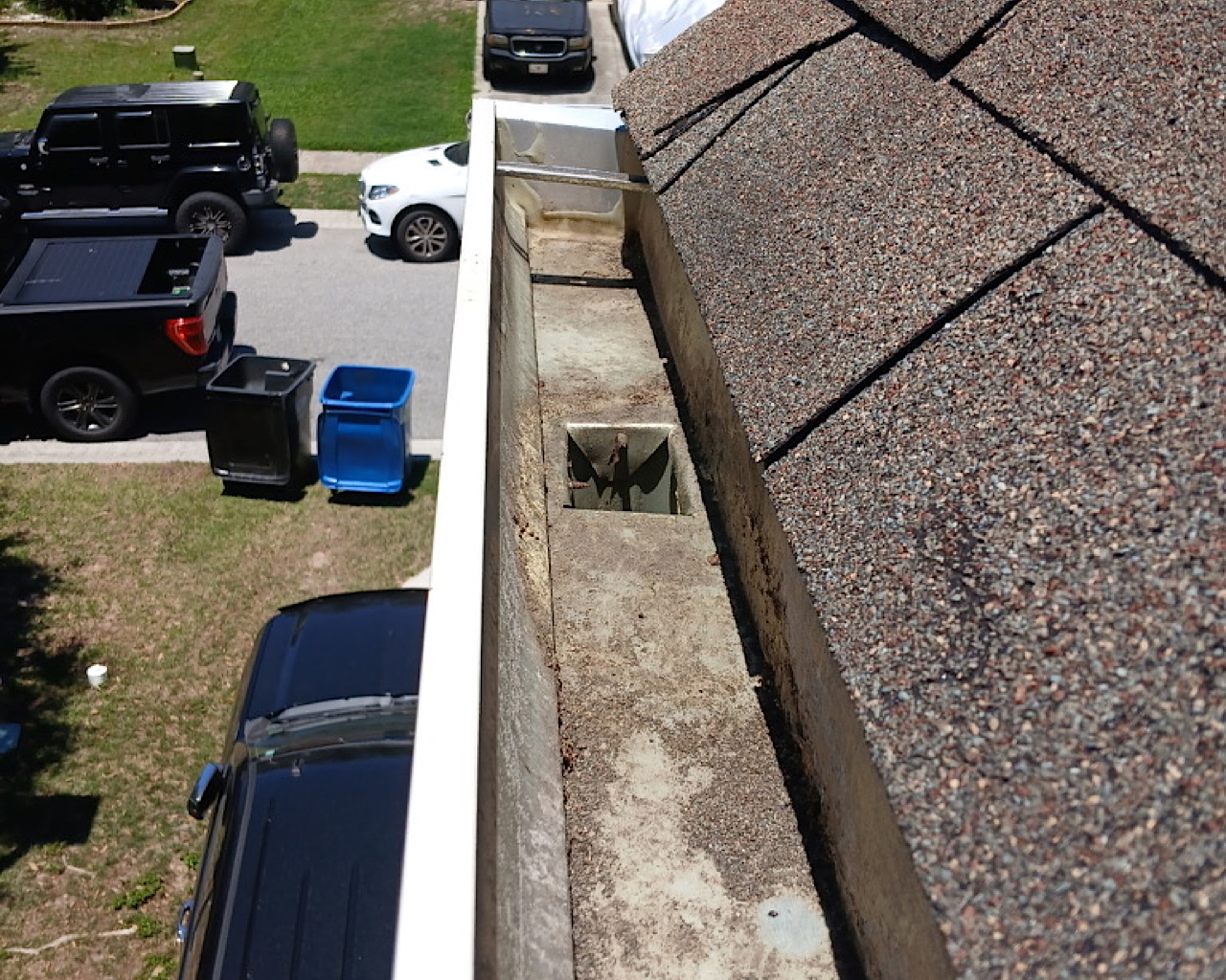 Gutter and roof cleaning in Summerville SC